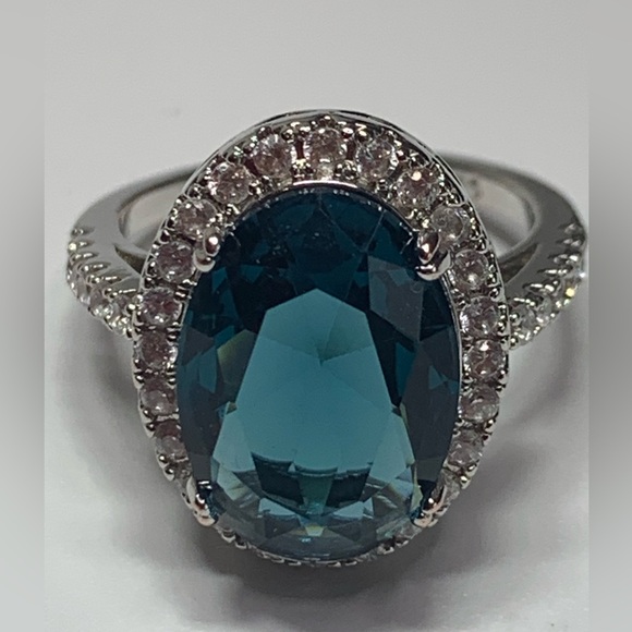 Large Oval Faceted London Blue Topaz Framed by/Cubic Zirconias w/CZ Band - Picture 11 of 11